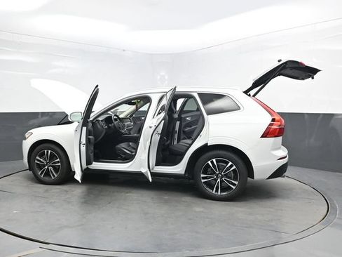 Used 2021 Volvo XC60 T6 Momentum AWD/4WD image 57