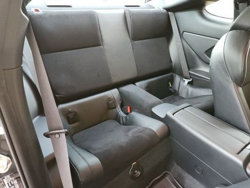 Used 2025 Toyota GR86 Premium image 21