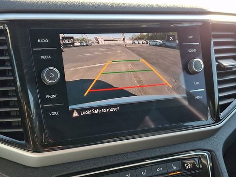 Certified 2023 Volkswagen Atlas SE image 17