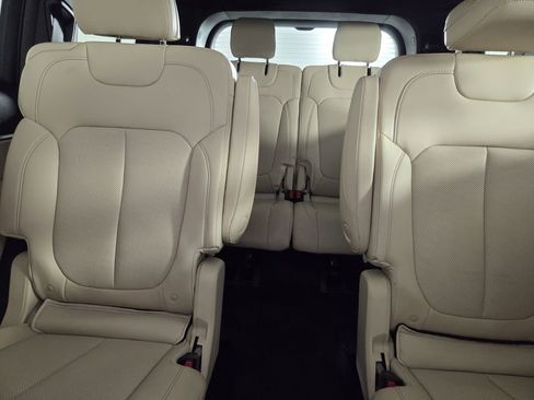 Certified 2025 Jeep Grand Cherokee L Limited w/ Luxury Tech Group II AWD/4WD image 24