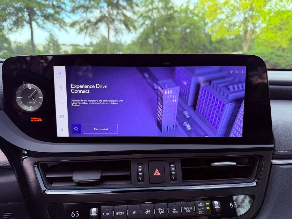 Certified 2024 Lexus ES 300h w/ Premium Package FWD image 23