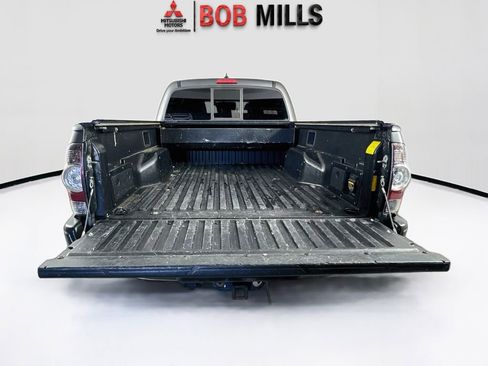 Used 2012 Toyota Tacoma 4x4 Double Cab w/ TRD Sport Pkg image 25
