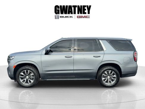 Used 2022 Chevrolet Tahoe LT w/ Luxury Package image 3