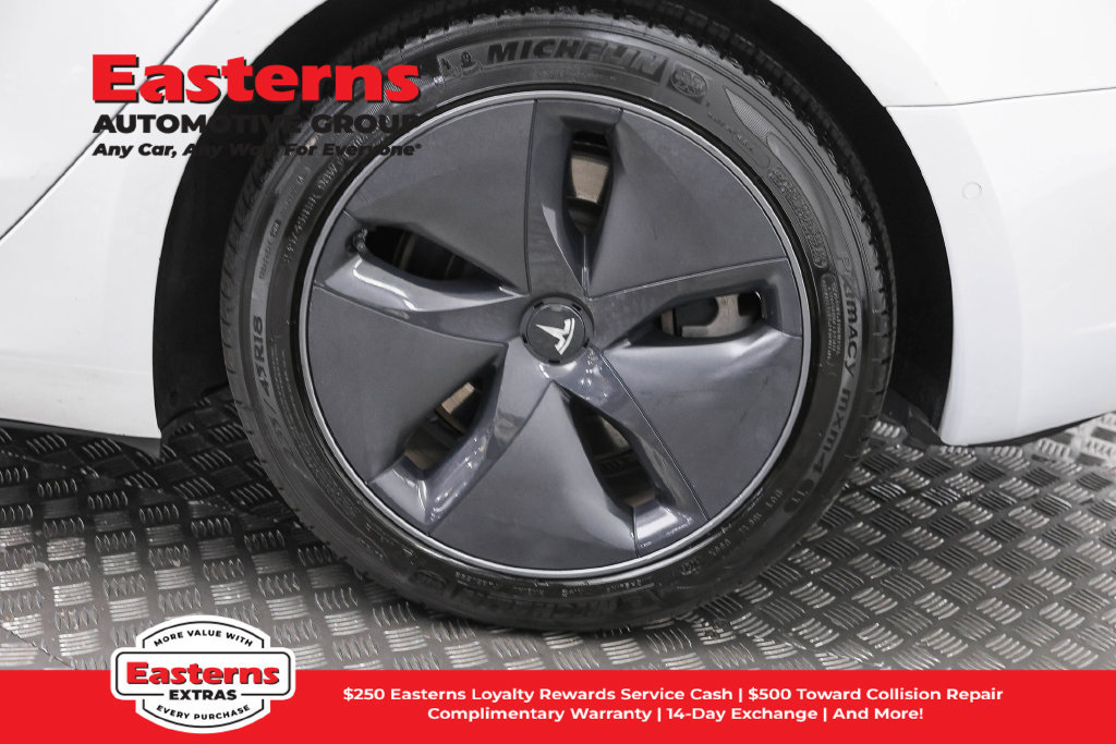 Used 2022 Tesla Model 3 Long Range AWD/4WD image 28