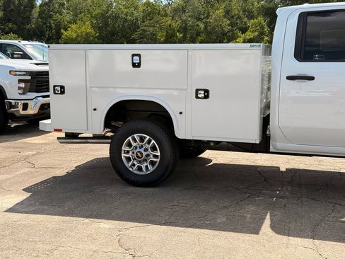 New 2026 Chevrolet Silverado 2500 W/T w/ WT Convenience Package AWD/4WD image 7
