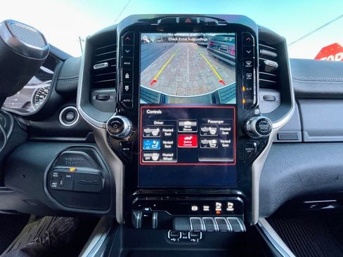 Used 2020 RAM 3500 Laramie image 16