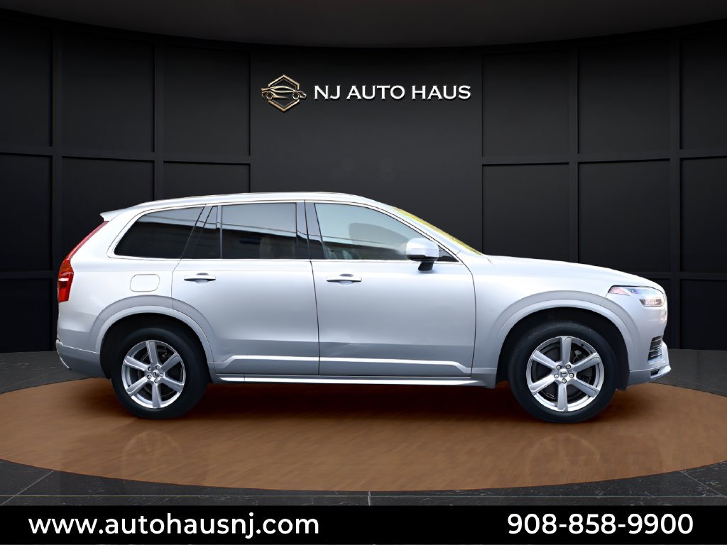 Used 2020 Volvo XC90 T6 Momentum AWD/4WD image 14