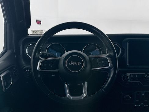 Used 2023 Jeep Wrangler Sahara w/ Cold Weather Group image 17