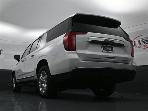 Used 2024 GMC Yukon XL SLT image 25
