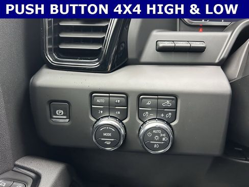 New 2025 GMC Sierra 1500 AT4 w/ AT4 Premium Package image 21