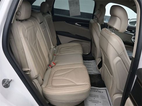 Used 2016 Lincoln MKX Select w/ Select Plus Package image 6