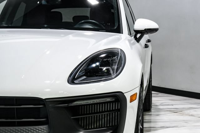Used 2022 Porsche Macan GTS AWD/4WD image 44