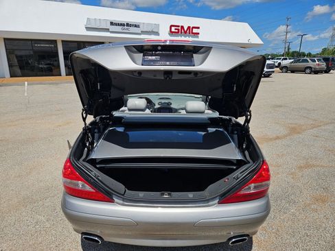 Used 2007 Mercedes-Benz SL 550 image 4