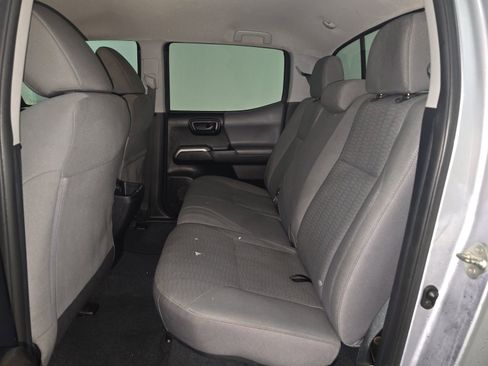 Used 2018 Toyota Tacoma SR5 image 13