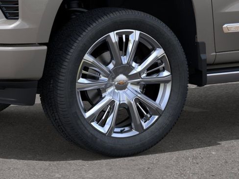 New 2026 Chevrolet Silverado 1500 High Country AWD/4WD image 9