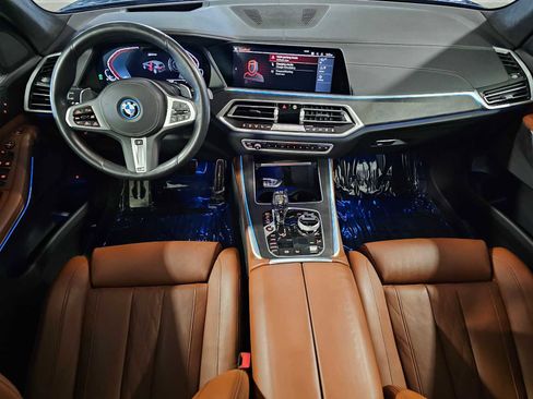 Used 2022 BMW X5 xDrive45e w/ M Sport Package image 10