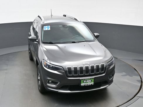 Used 2019 Jeep Cherokee Limited w/ Trailer Tow Group AWD/4WD image 45