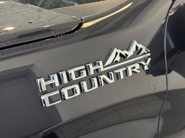 Used 2024 Chevrolet Silverado 1500 High Country w/ Technology Package AWD/4WD image 35