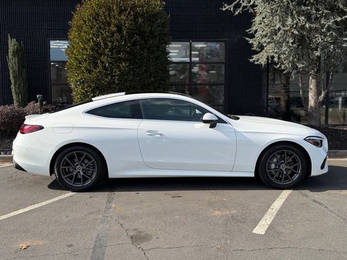 Used 2024 Mercedes-Benz CLE 300 CLE 300 image 21