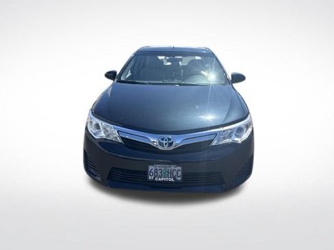 Used 2014 Toyota Camry LE FWD image 7