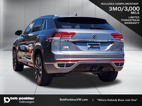 Used 2020 Volkswagen Atlas Cross Sport SEL R-Line AWD/4WD image 26
