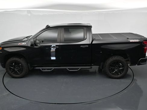 Used 2022 Chevrolet Silverado 1500 Custom Trail Boss w/ Midnight Edition AWD/4WD image 20