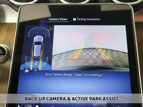 Used 2025 Mercedes-Benz GLC 300 4MATIC image 5