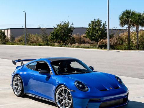 Used 2022 Porsche 911 GT3 image 2