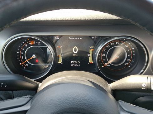 Used 2021 Jeep Wrangler Sport S image 23