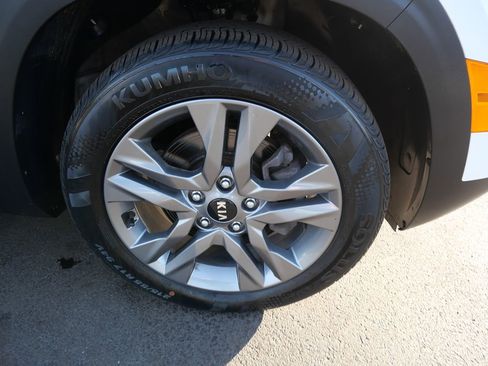 Used 2021 Kia Seltos LX image 33