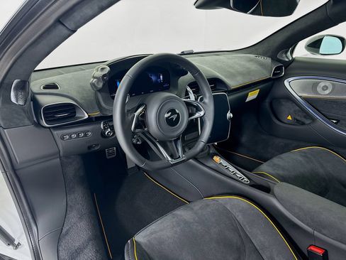 New 2026 McLaren Artura RWD image 10
