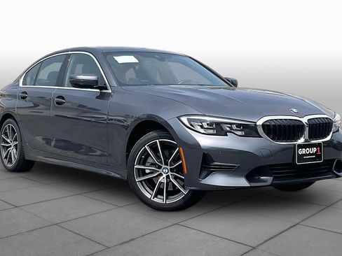 Used 2019 BMW 330i xDrive Sedan w/ Driving Assistance Package AWD/4WD image 2
