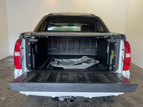 Used 2007 Chevrolet Avalanche LTZ w/ LTZ Preferred Equipment Group AWD/4WD image 29