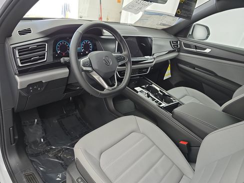 New 2026 Volkswagen Atlas Cross Sport SEL AWD/4WD image 16