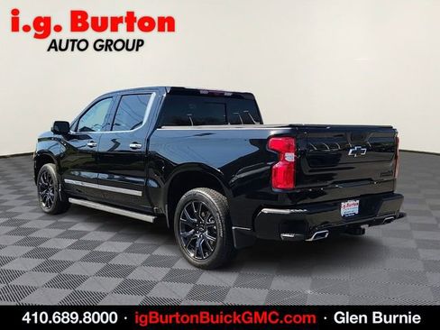 Certified 2024 Chevrolet Silverado 1500 High Country AWD/4WD image 6