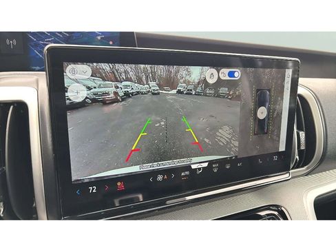 Used 2025 Ford Expedition Active image 21