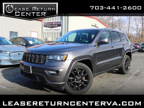 Used 2018 Jeep Grand Cherokee Altitude image 1
