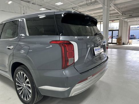 Used 2025 Hyundai Palisade Calligraphy image 15