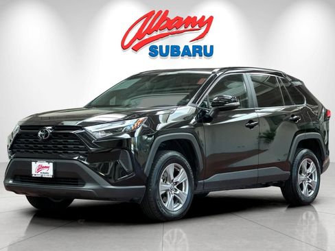 Used 2024 Toyota RAV4 XLE FWD image 9