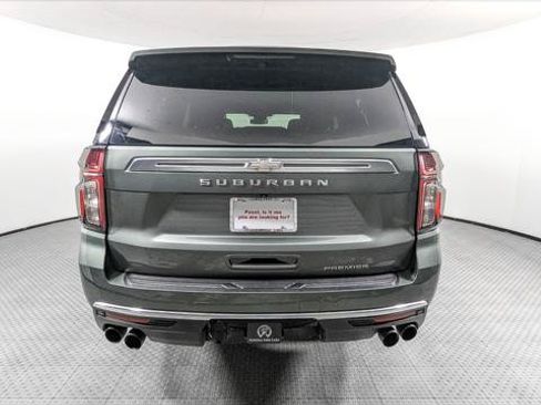 Used 2023 Chevrolet Suburban Premier AWD/4WD image 7