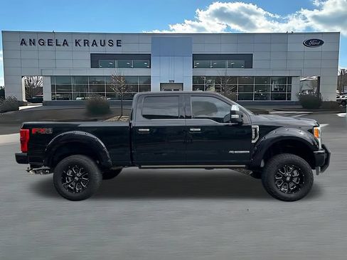 Used 2019 Ford F250 Platinum w/ Platinum Ultimate Package AWD/4WD image 8