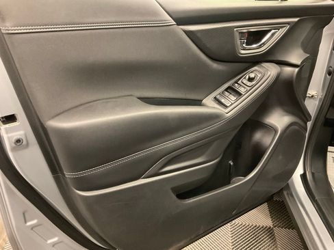 Used 2023 Subaru Forester Premium AWD/4WD image 9