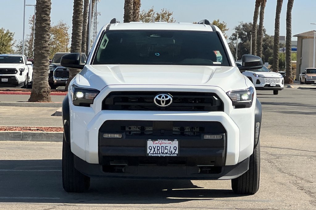 Certified 2026 Toyota 4Runner SR5 AWD/4WD image 11
