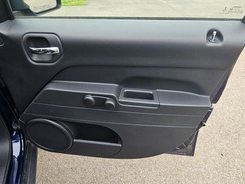 Used 2016 Jeep Patriot Sport FWD image 16