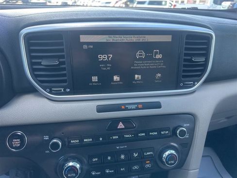Used 2022 Kia Sportage LX w/ LX FWD Value Edition Package image 29