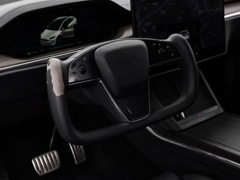 Used 2022 Tesla Model X image 22