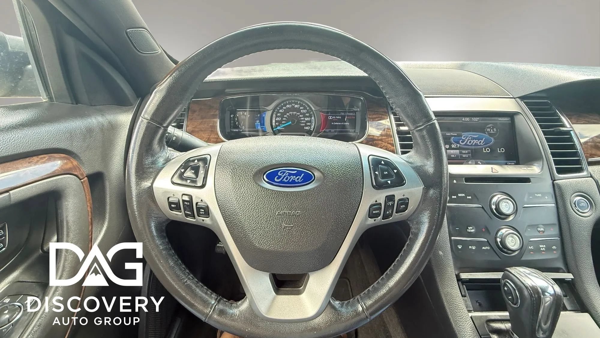 Used 2013 Ford Taurus Limited FWD image 12
