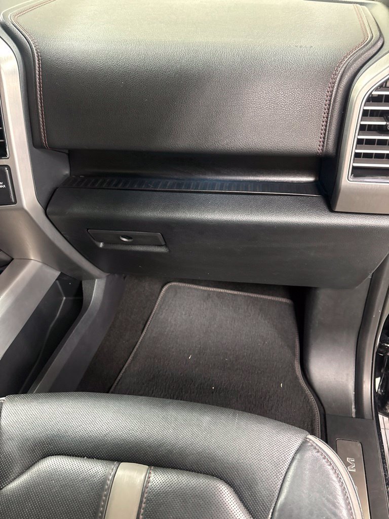 Used 2018 Ford F150 Platinum w/ Equipment Group 701A Luxury AWD/4WD image 28