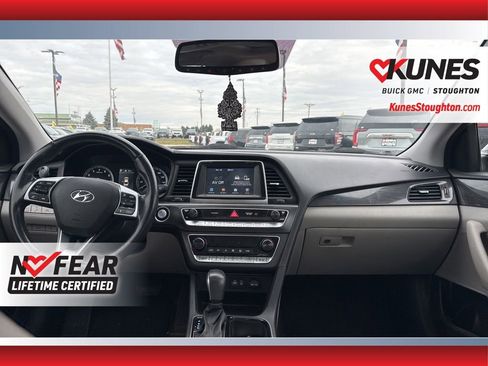 Used 2019 Hyundai Sonata Limited image 33