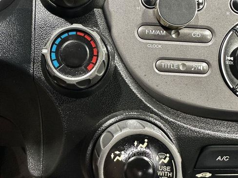 Used 2010 Honda Fit Sport image 11